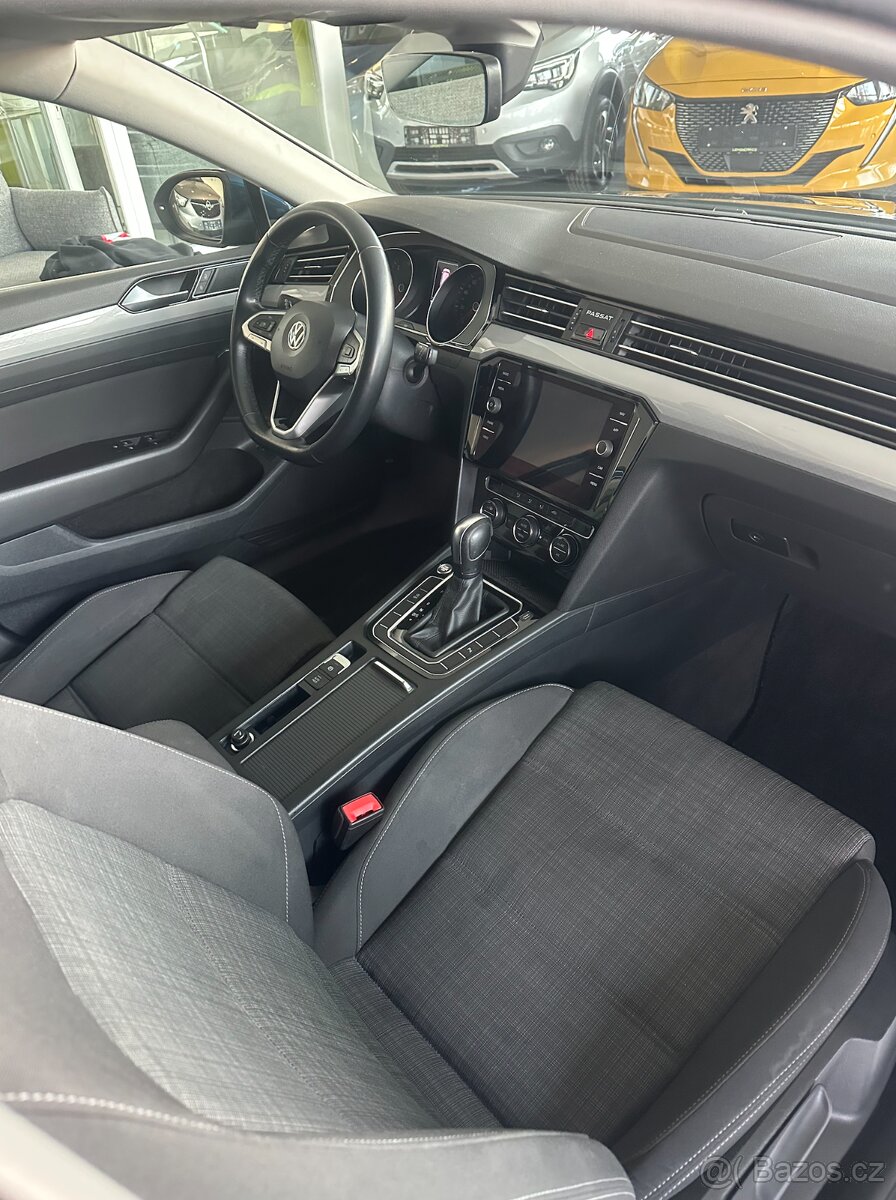 Volkswagen Passat, 2.0 TDI VARIANT Ojeté, 12/2019 - 11