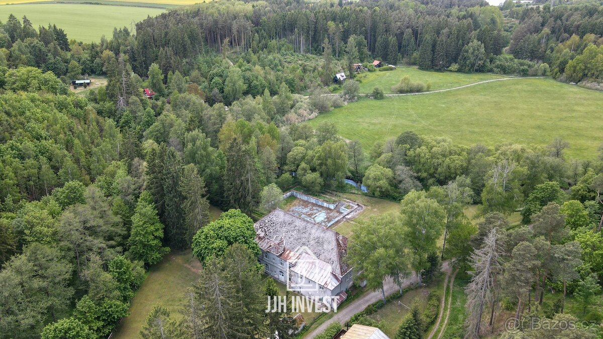 Prodej historické vily / bývalého hotelu s potenciálem – Mar - 11