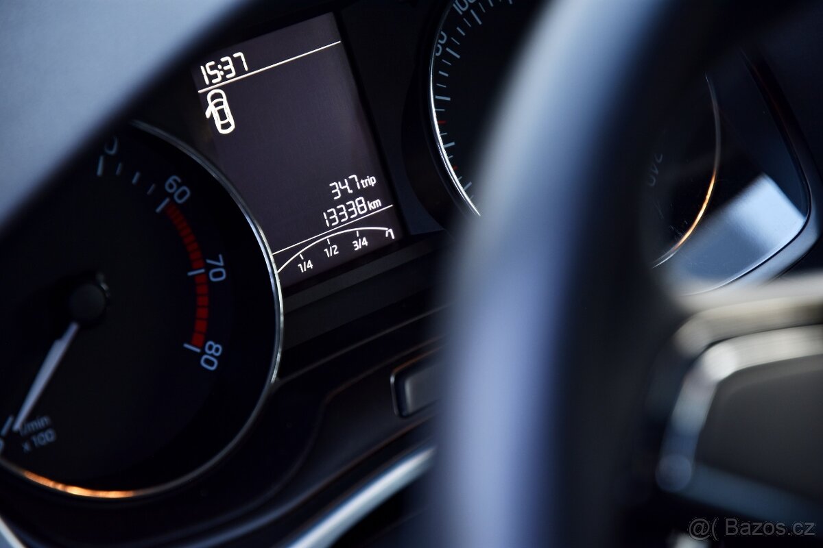 FABIA III. 44KW nájezd 13tis.km - 11