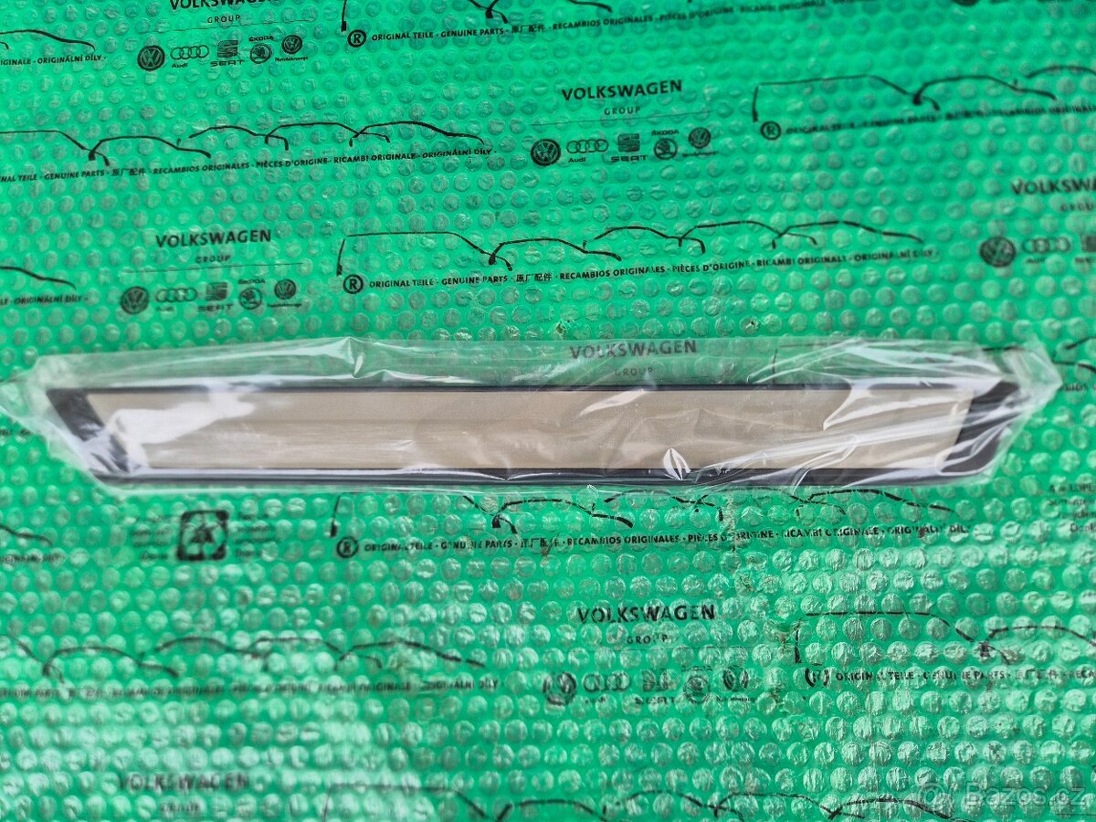 Škoda Fabia ozdobné prahové lišty 6VA071303A - 11