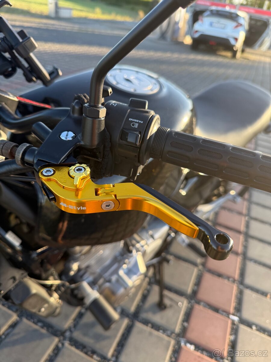 Hondu CB 500 cafe racer - 11