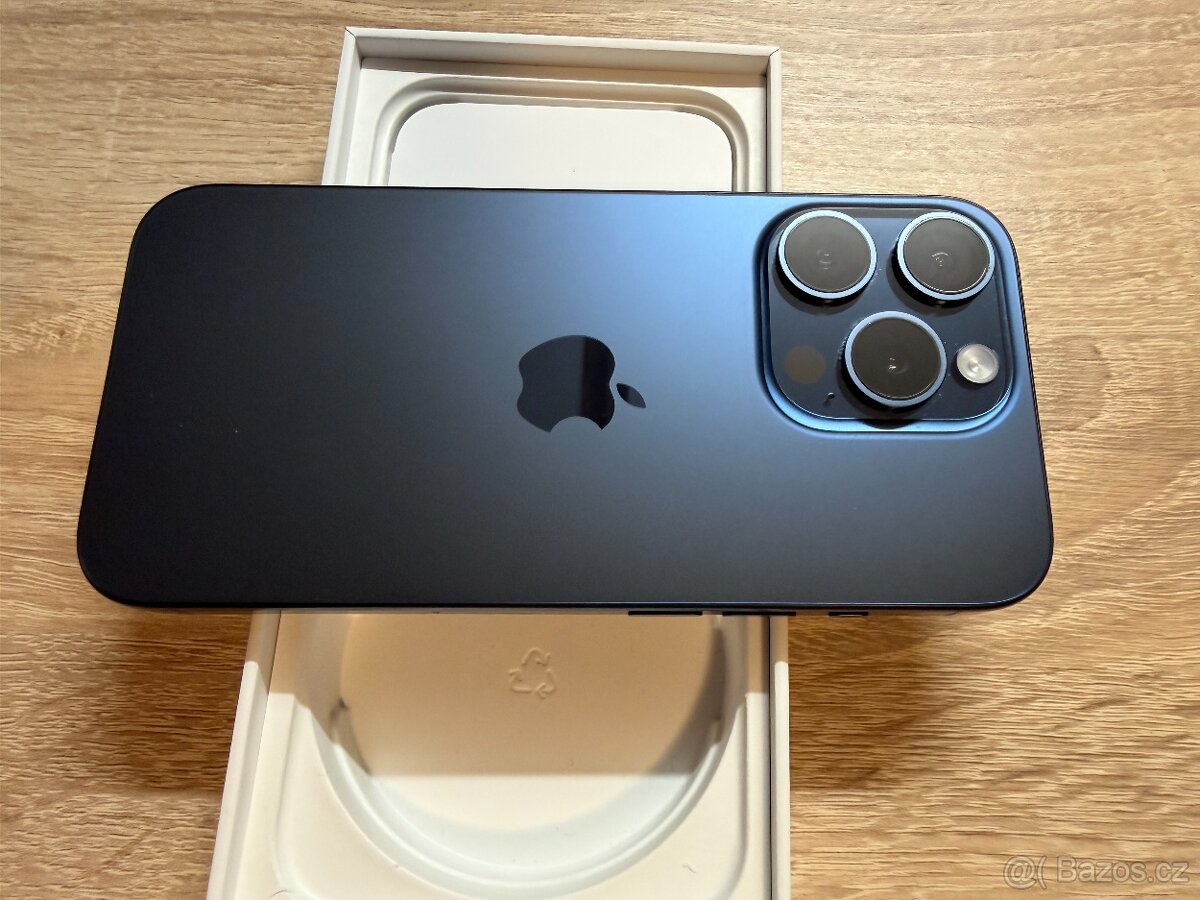 iPhone 15 Pro 256 Gb modrý titan,krabice,Mobil fox kryt,sklo - 11