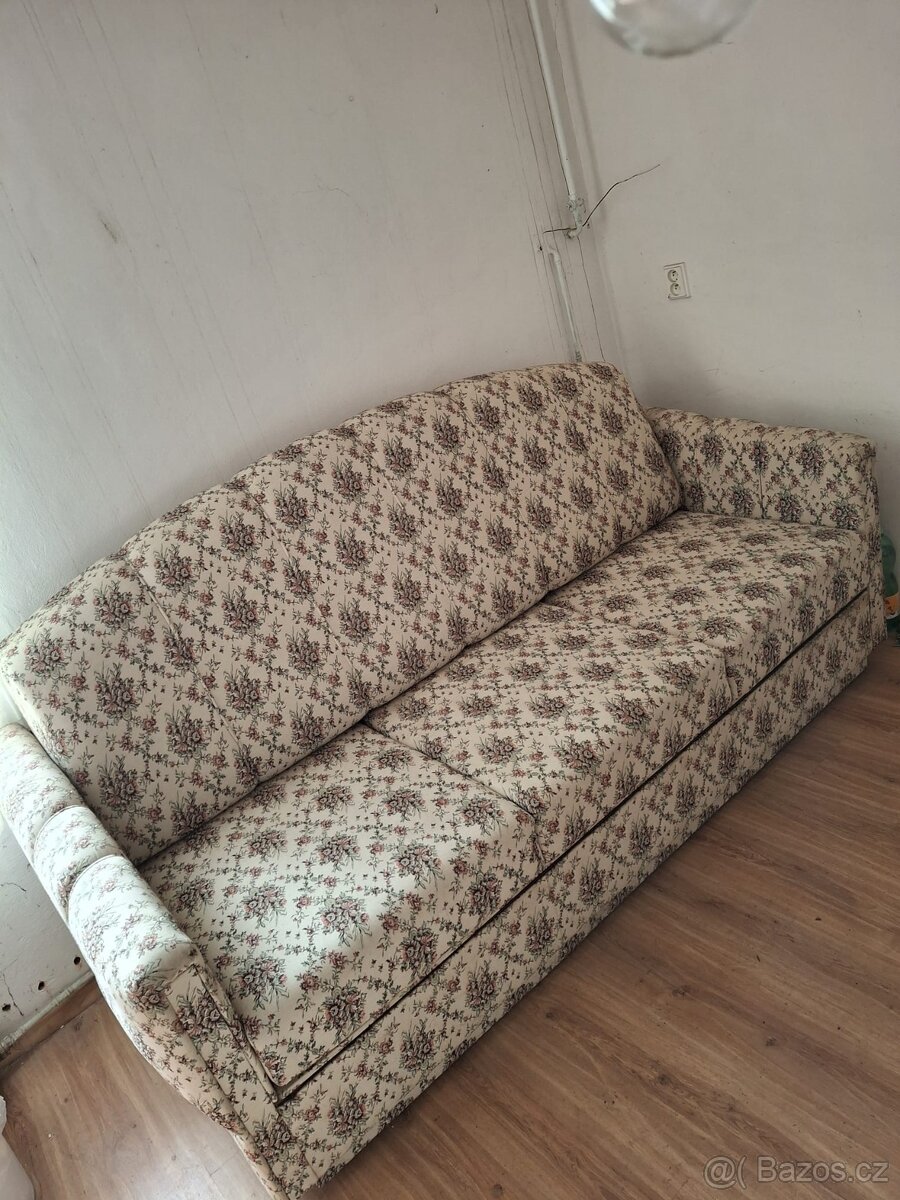 Prodám starožitný nábytek - 11