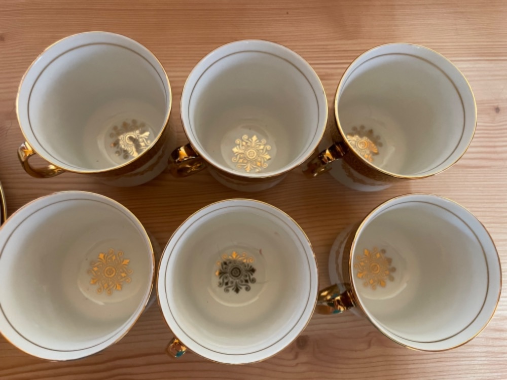 staré porcelánové věci - 11