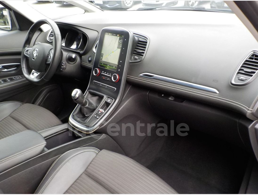 RENAULT Grand Scenic IV 1.7 dCi 120 BLUE INTENS 7 míst 2019 - 11