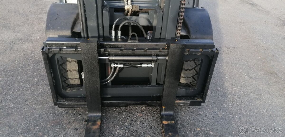 LINDE H35T-02 boční posuv SLEVA - 11