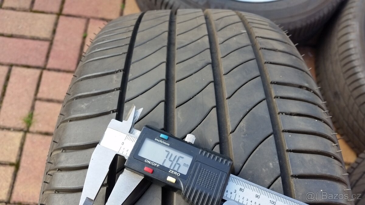 ALU kola MG HS 5x112 R18 pneu 235/50/18 zánovní sada - 11