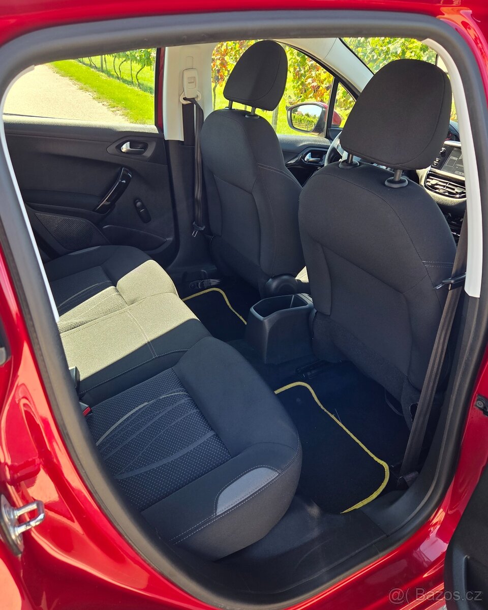 Peugeot 208 1.6 HDi 68KW/92 koní R.V.08/2012 - 11