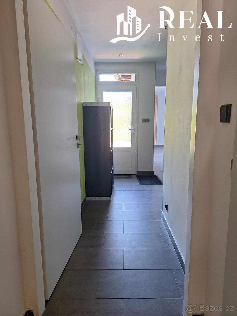 Prodej, rodinný dům 4+1, 524 m2, Skršín - 11