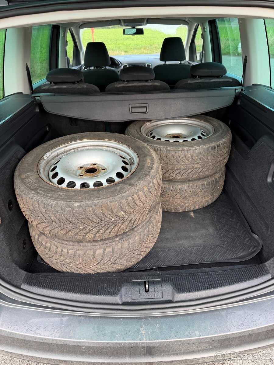 Volkswagen Sharan 2.0 TDi - 11