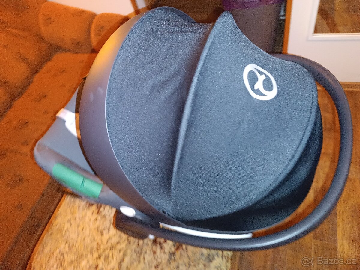 Prodám minimálně(6 měsíců v záruce) používanou autosedačku C - 11