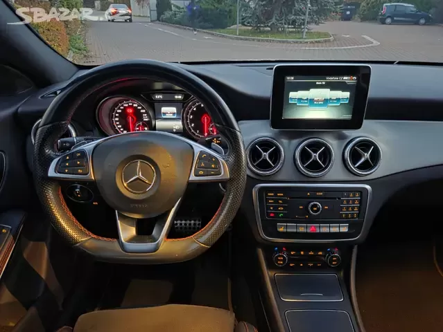 Mercedes CLA AMG,automat,69tis.km,ČR,LED světla - 11