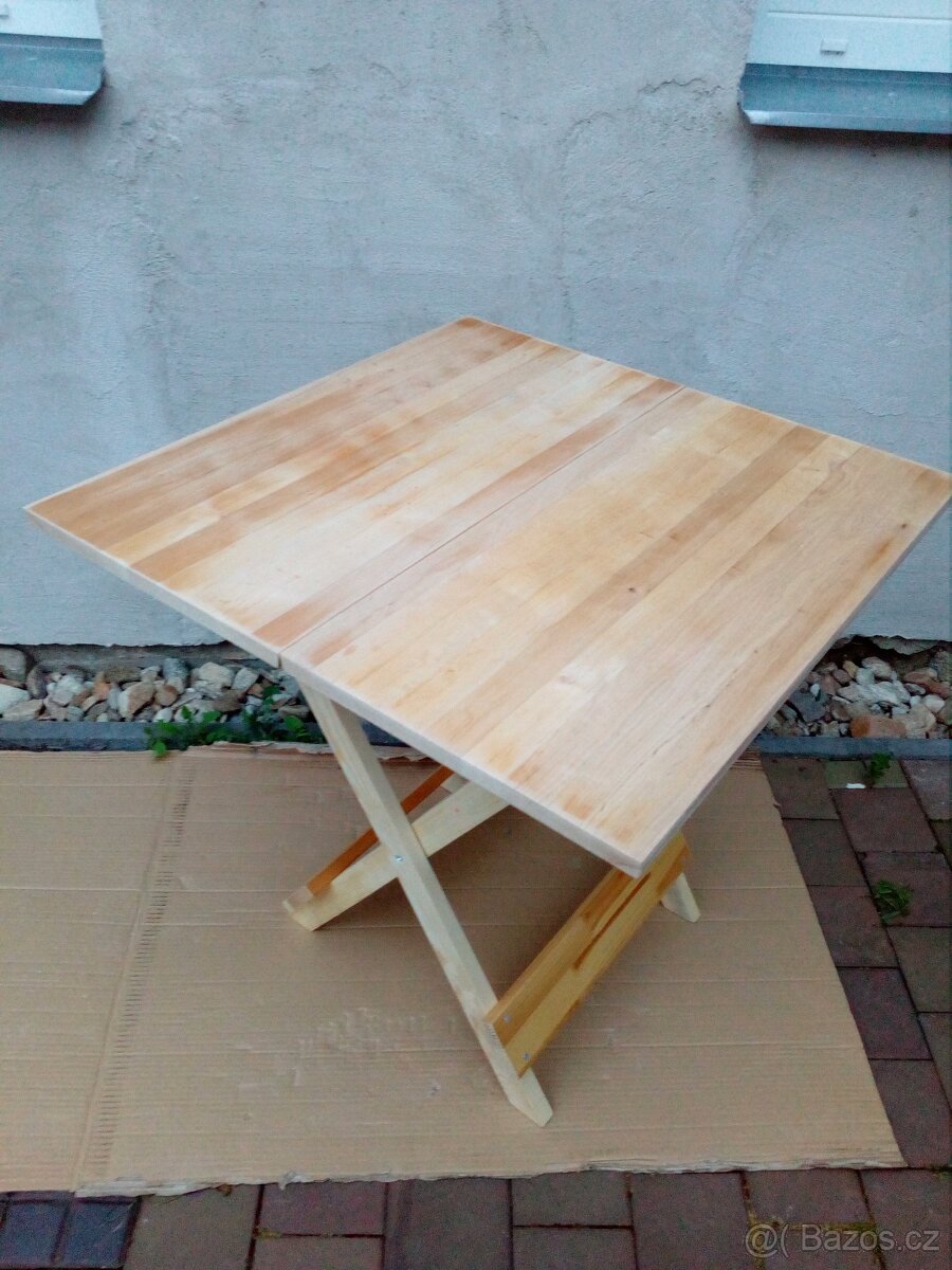 Prodám dřevěný skládací stůl 74,5x75 cm - 11