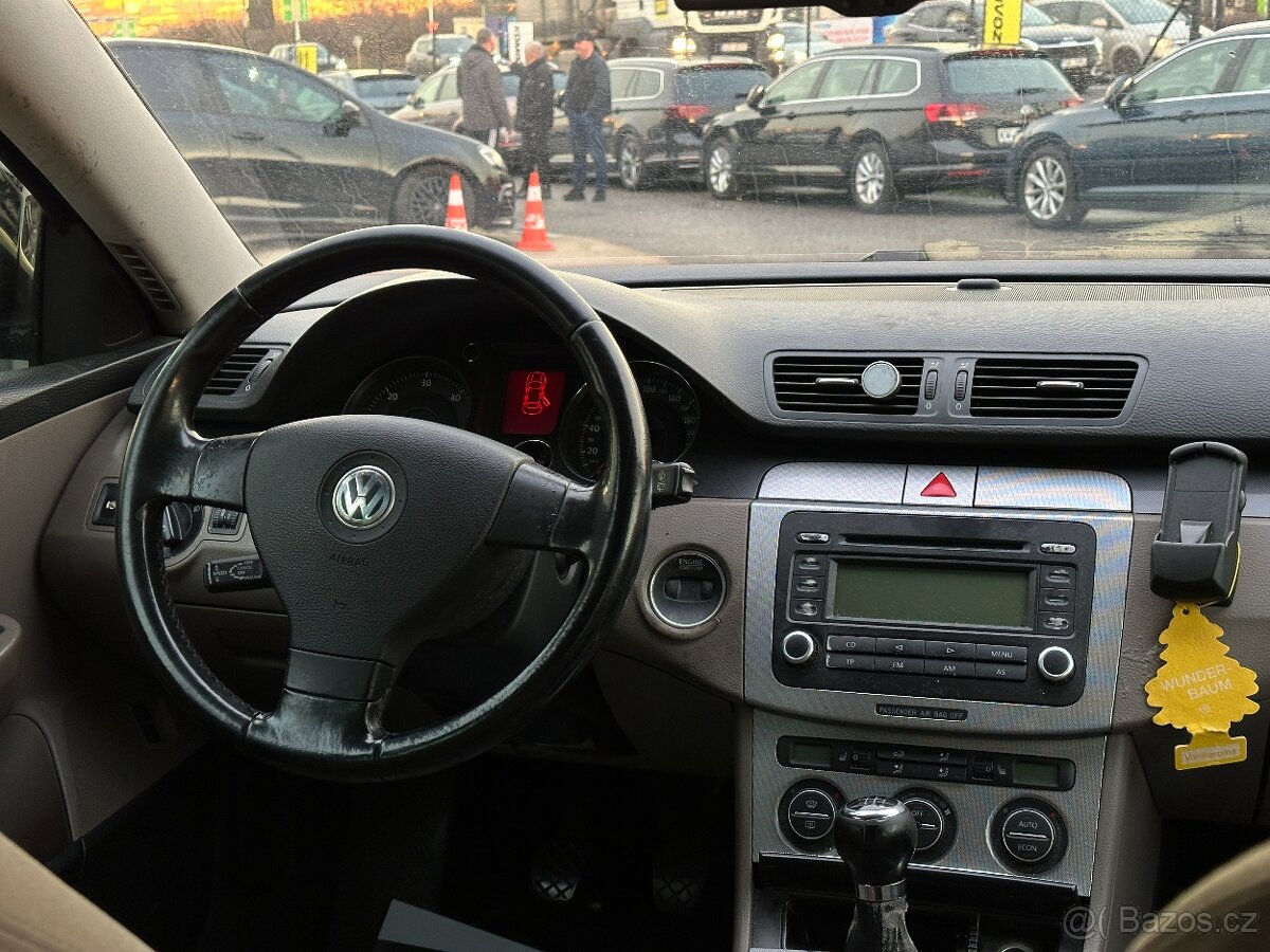 Volkswagen Passat 2005 - 11