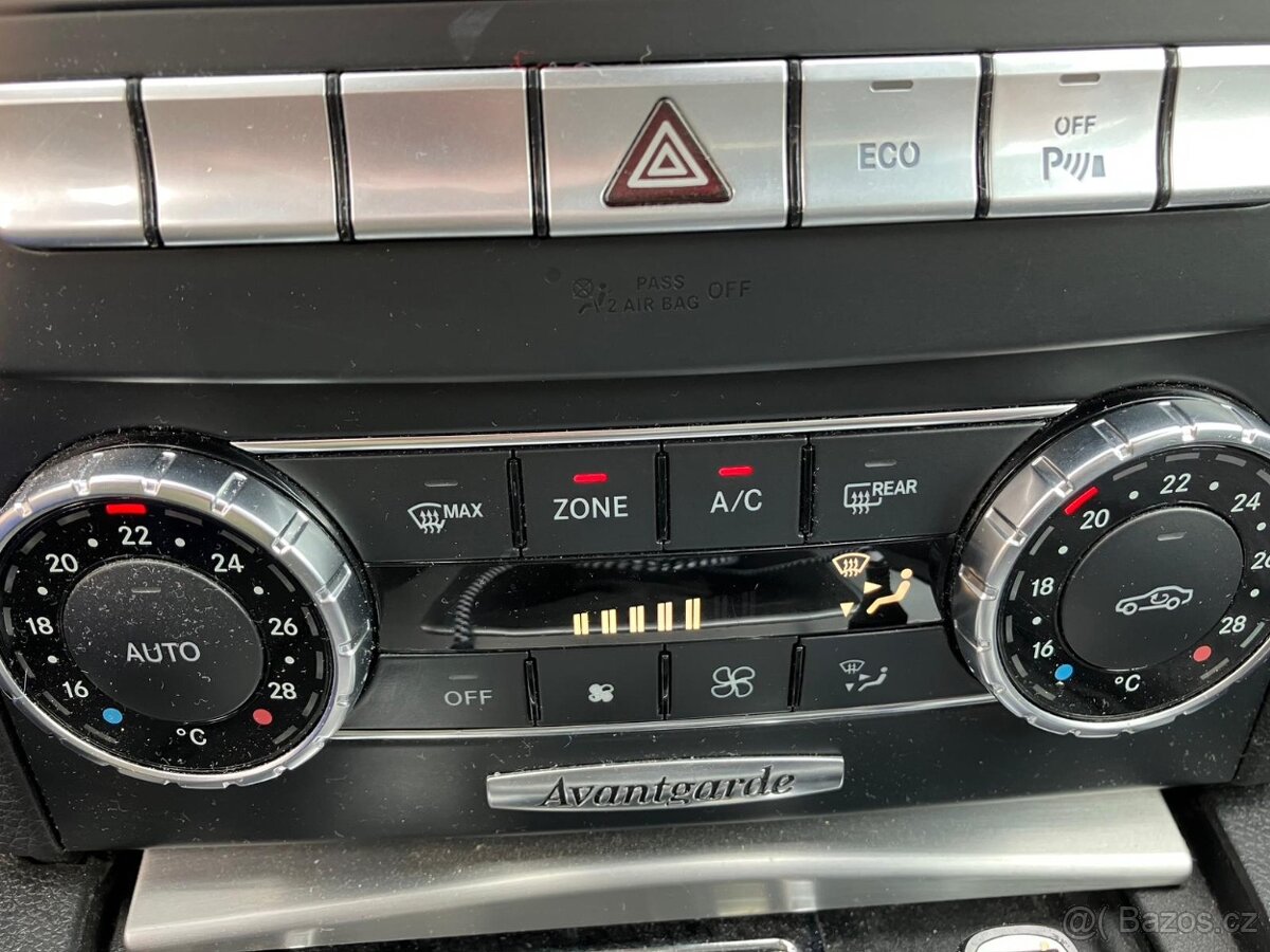 Prodám MB-E200 CDI - 11