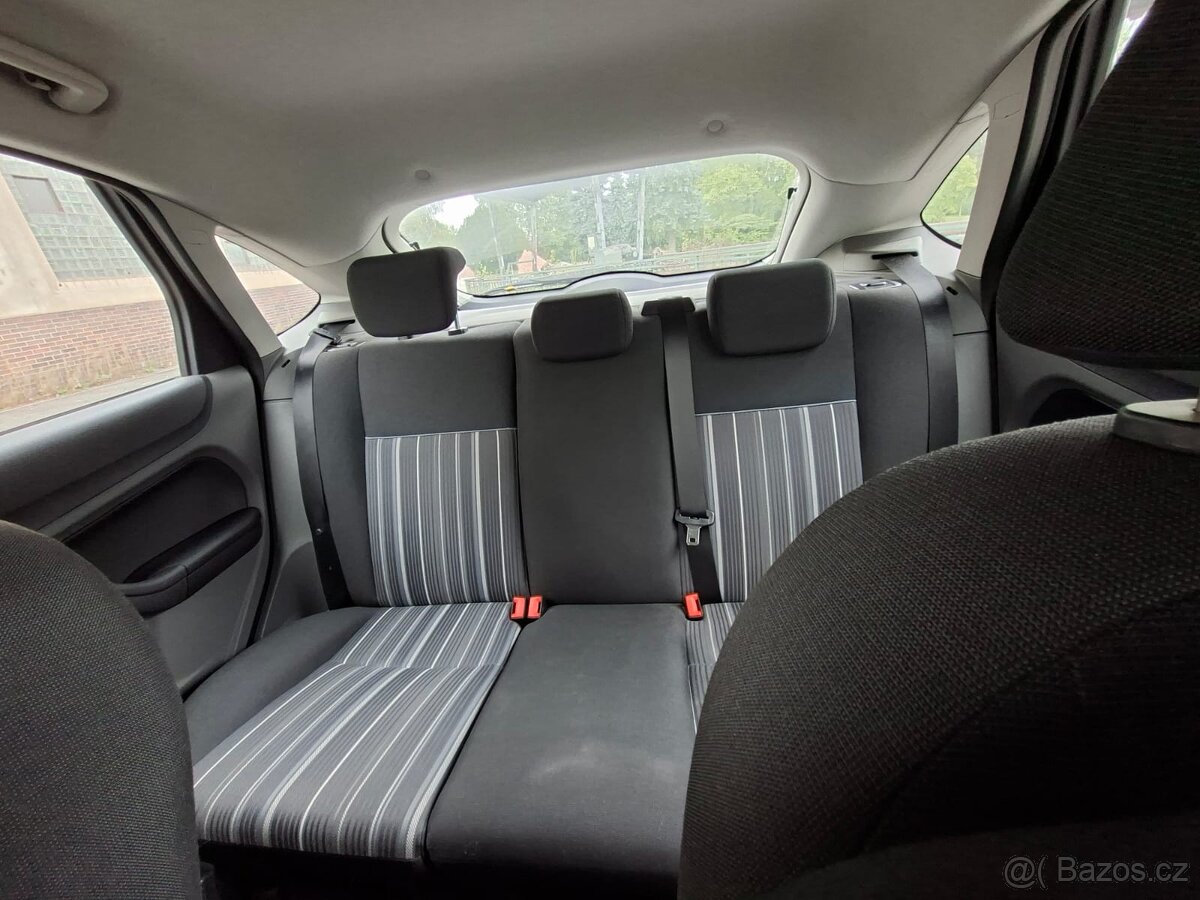 Ford Focus 1.6 ,74 kW, 2009. - 11