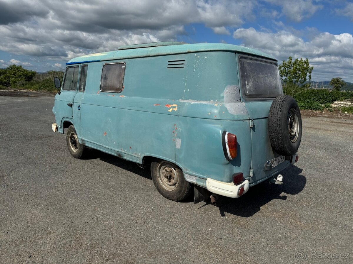 Barkas B1000, 1963 – prvotyp, obytná vestavba - 11