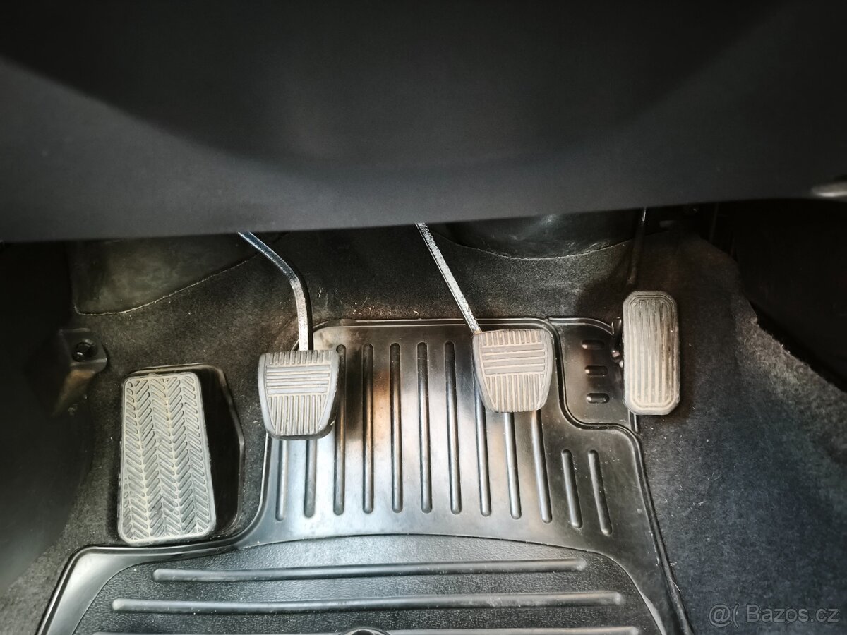 Toyota Carina E, AT190L - 11