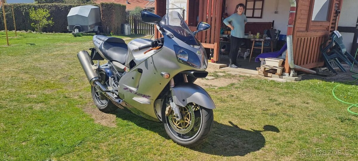 Kawasaki zx12r - 11