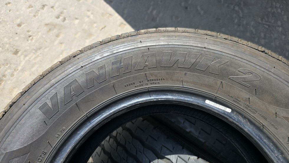 Letní pneu 215/70/15c Firestone - 11