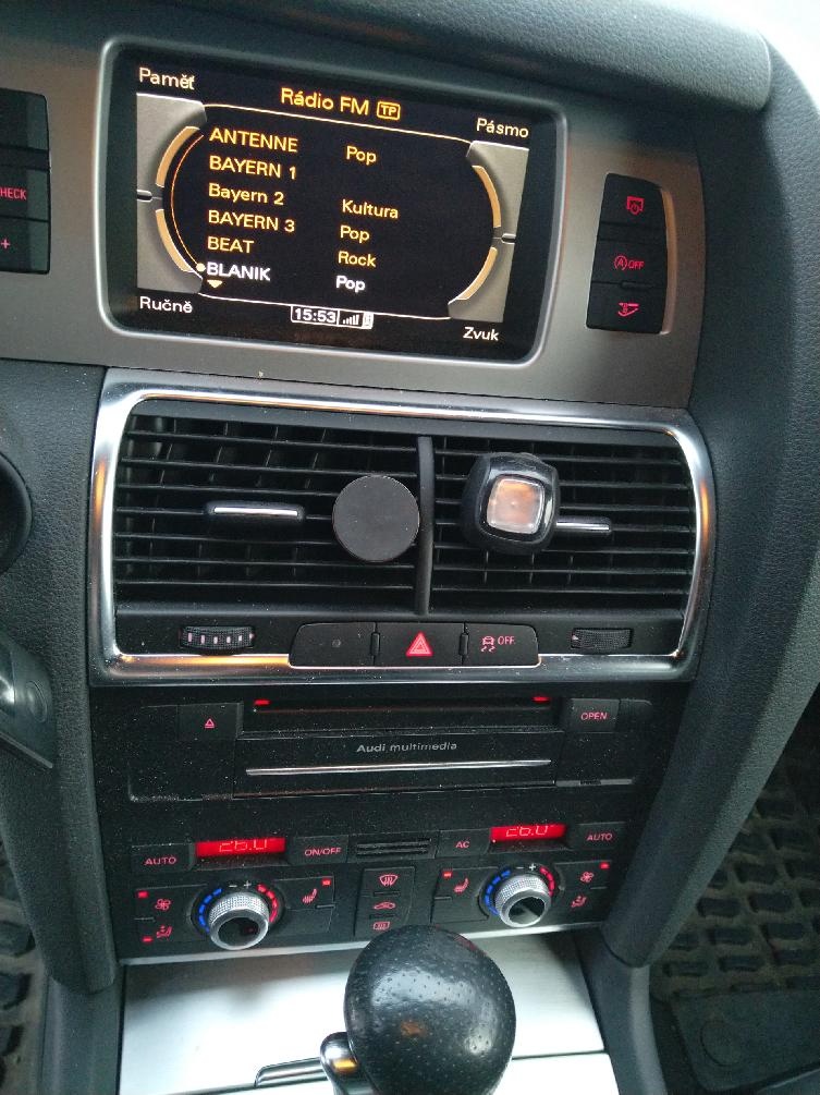 prodám Q7 S-line automat nez.top.na DO - 11