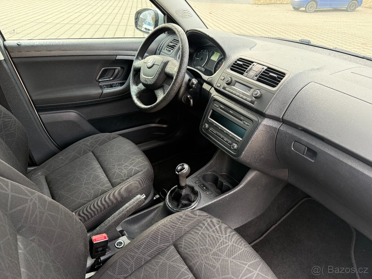 Nádherná ŠKODA FABIA FAMILY 63KW 2011 - TAŽNÉ ZAŘÍZENÍ - 11