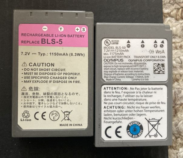 Bezzrcadlovka Olympus OM-D E-M10 II s příslušenstvím, Micro4 - 11