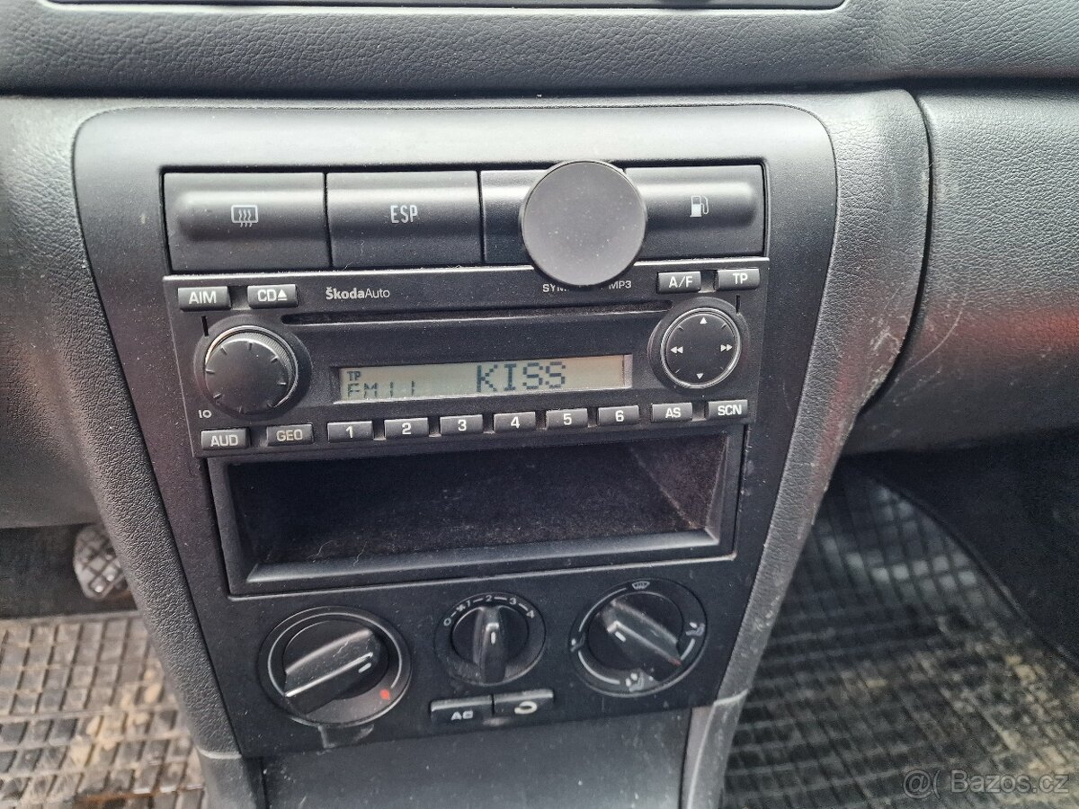 Škoda Octavia Combi 1,9TDI 74KW TOUR - 11