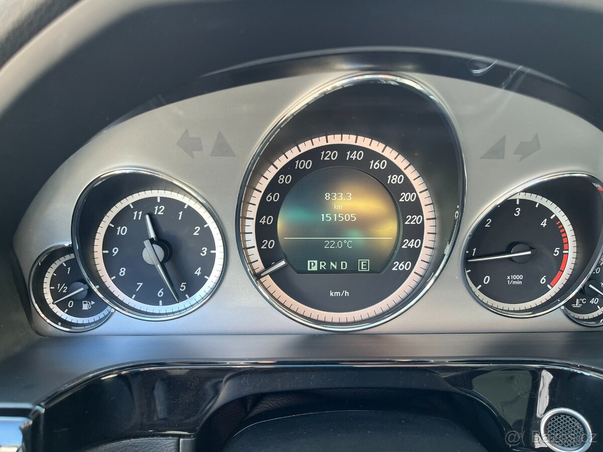 Mercedes-Benz E 2,1CDi 100kW Avantgarde 4/2011 - 11