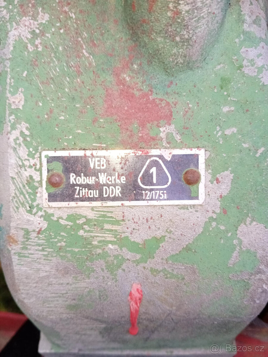 Malotraktor Fréza Diesel 2vál - 11