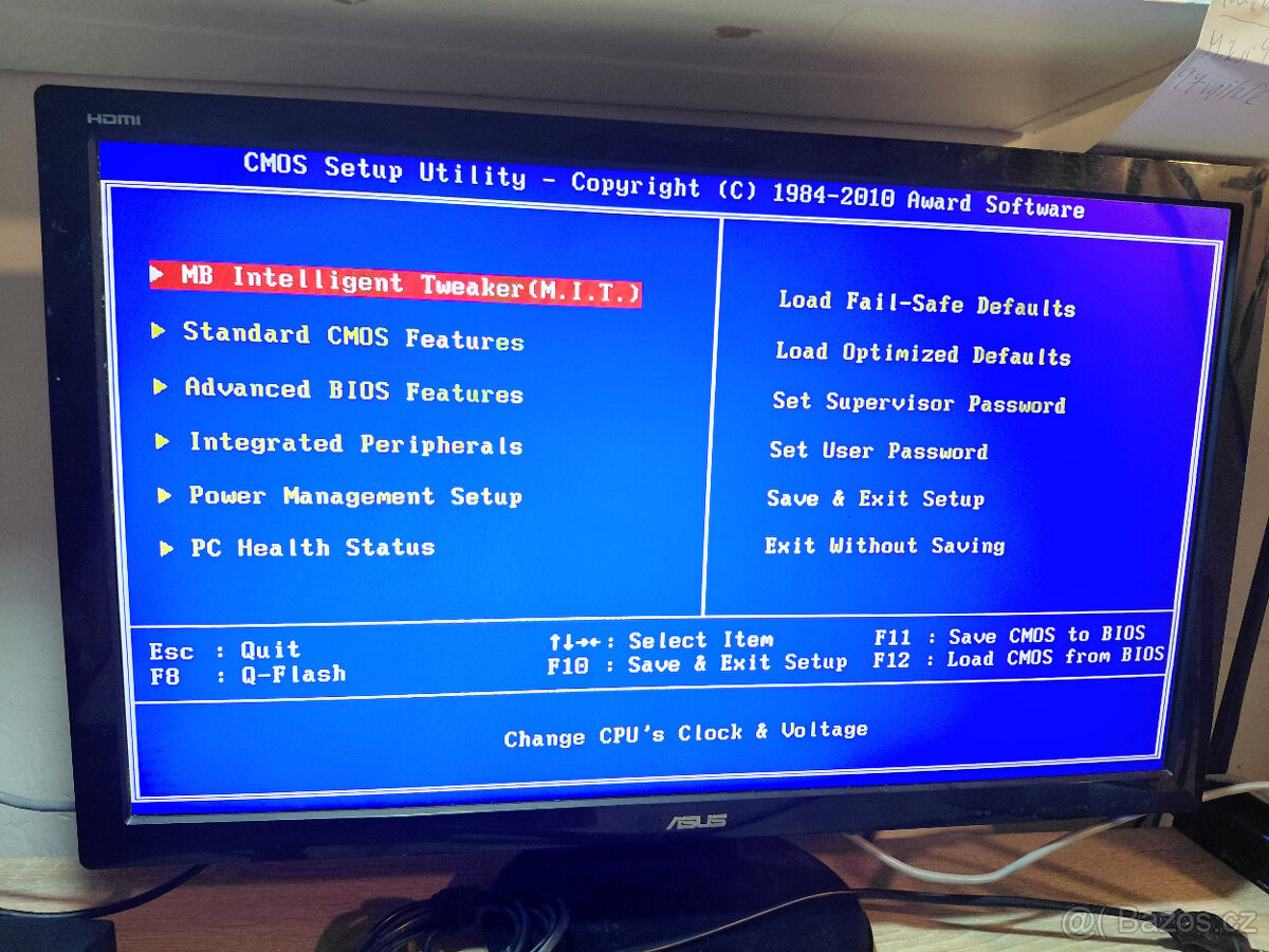 Starší kancelářský PC - 11