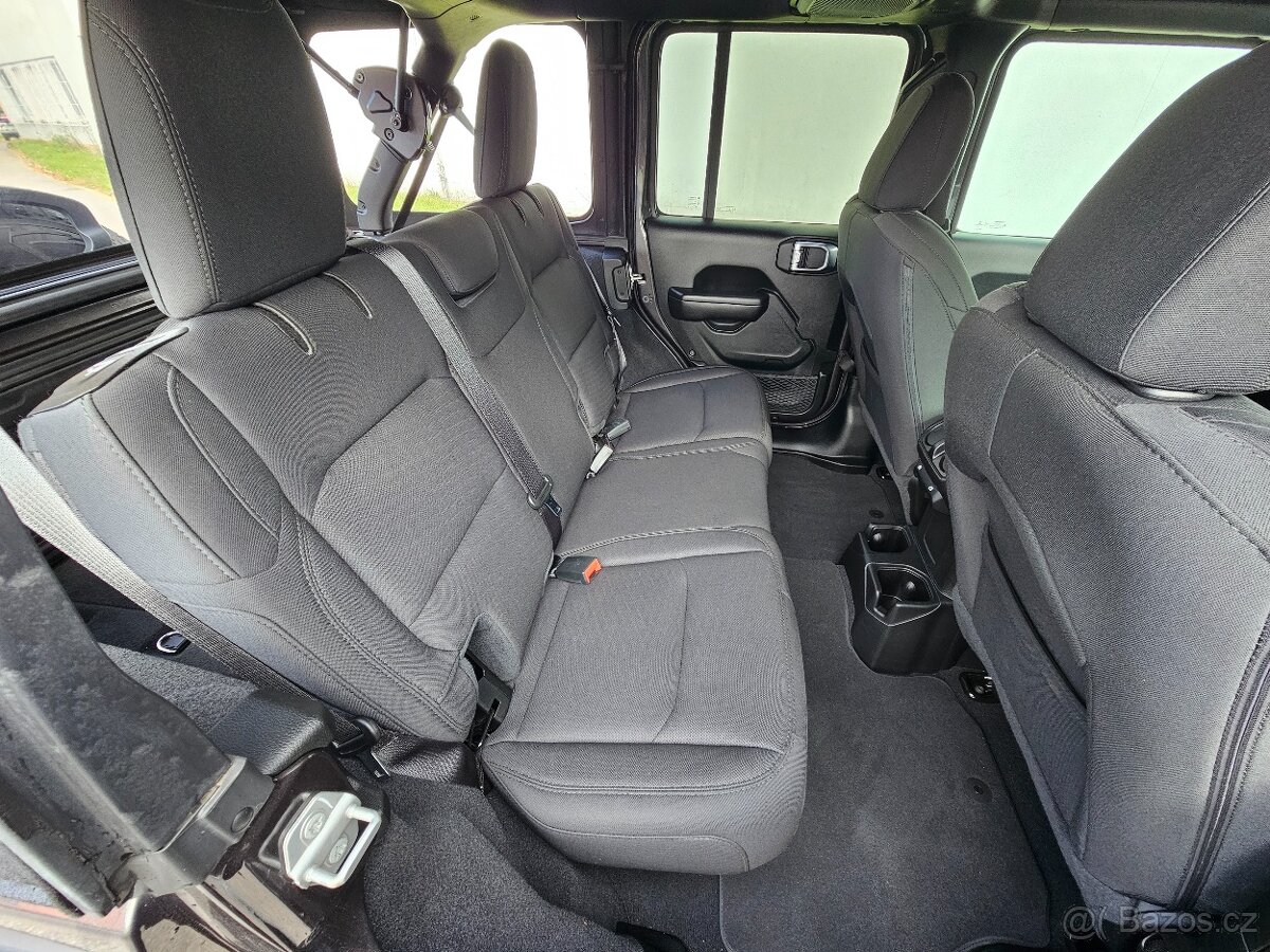 Jeep Wrangler 2.0i 200kw, HARDTOP - 11