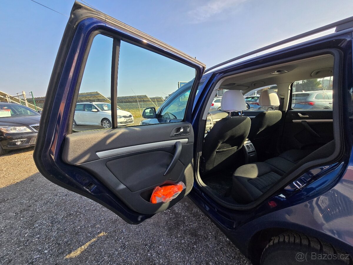 Škoda Octavia Combi 2.0 TDI 103 kW Elegance - 11