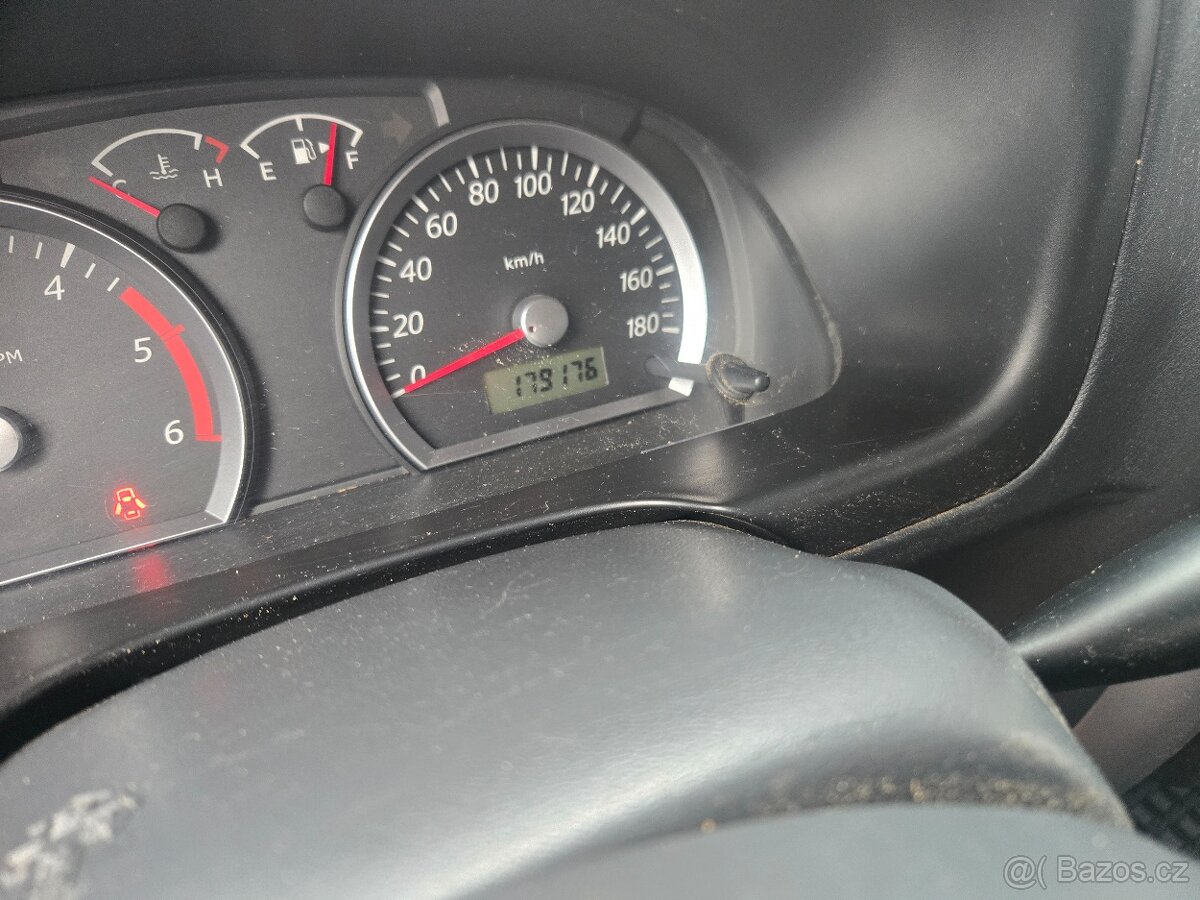 Suzuki Jimny 1.5dCi - 11
