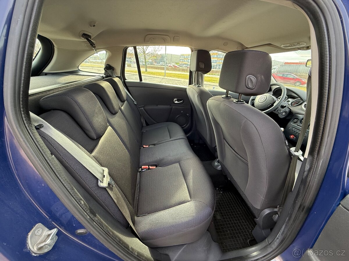 Renault Clio grandtour - 2008 - 1.2i 74kW - tažné -190.408Km - 11