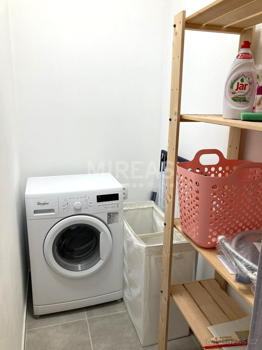 Pardubice, pronájem bytu 2+kk, 60 m2, okr. Pardubice - 11