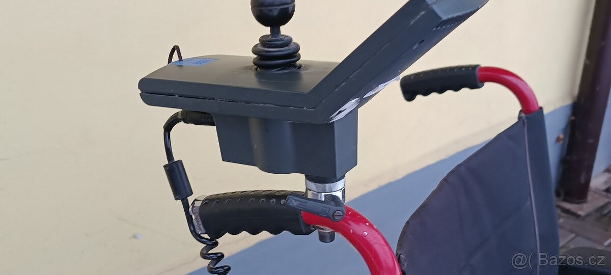 Invalidní elektrický vozík Meyra - 11