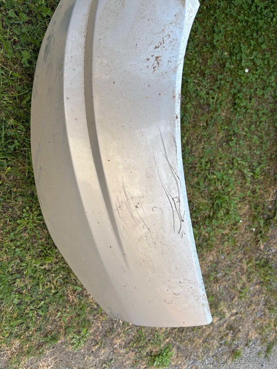 Ford cougar zadní nárazník - 11