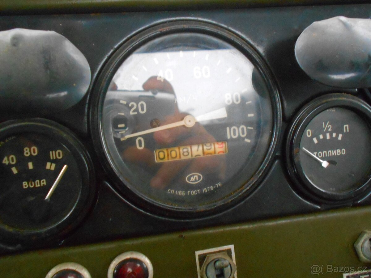 URAL 375 E 6x6 - 11