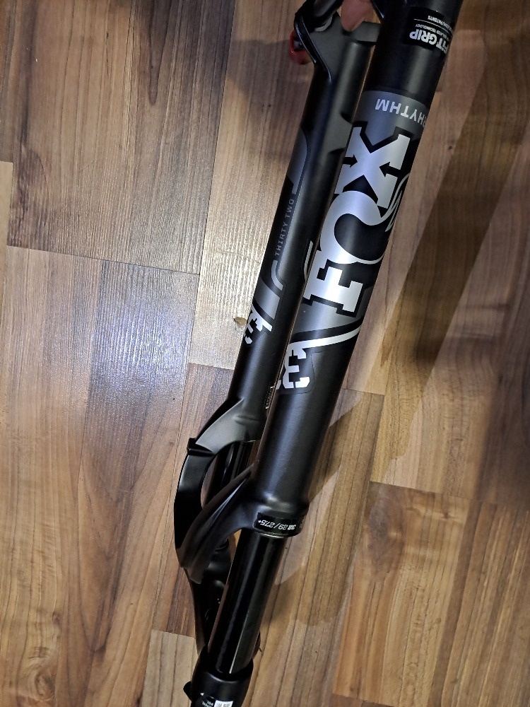 NOVÝ nepoužitý karbonový rámový set KTM Myroon SE 29er + vid - 11