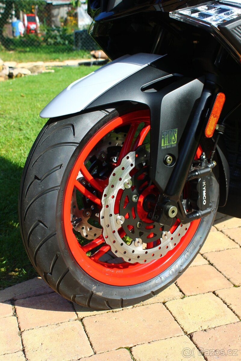 Kymco Xciting400i ABS limitovaná edice - 11