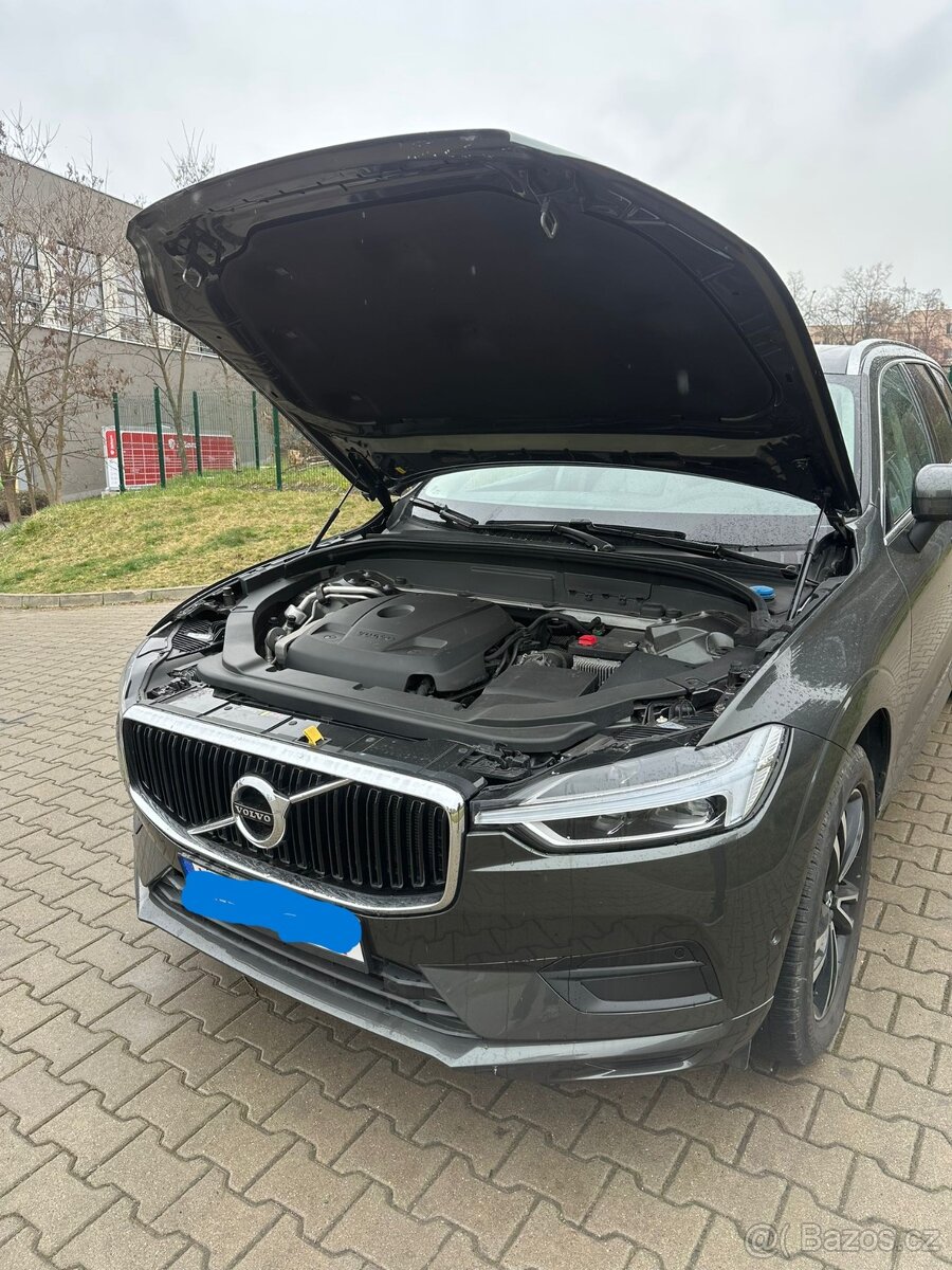 Na prodej Volvo XC60 2019 T5 Momentum 184 kW - 11