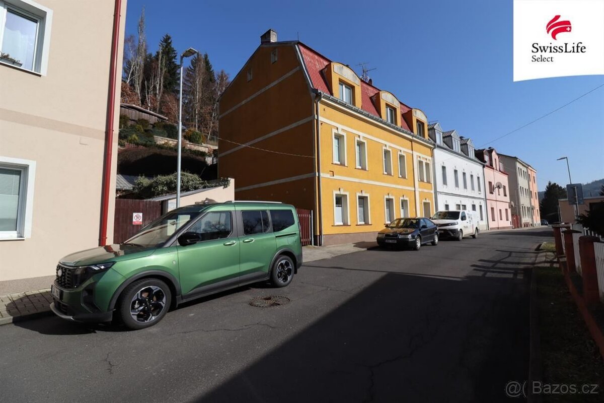 Prodej bytu 3+1 97 m2 Dolní, Dalovice - 11