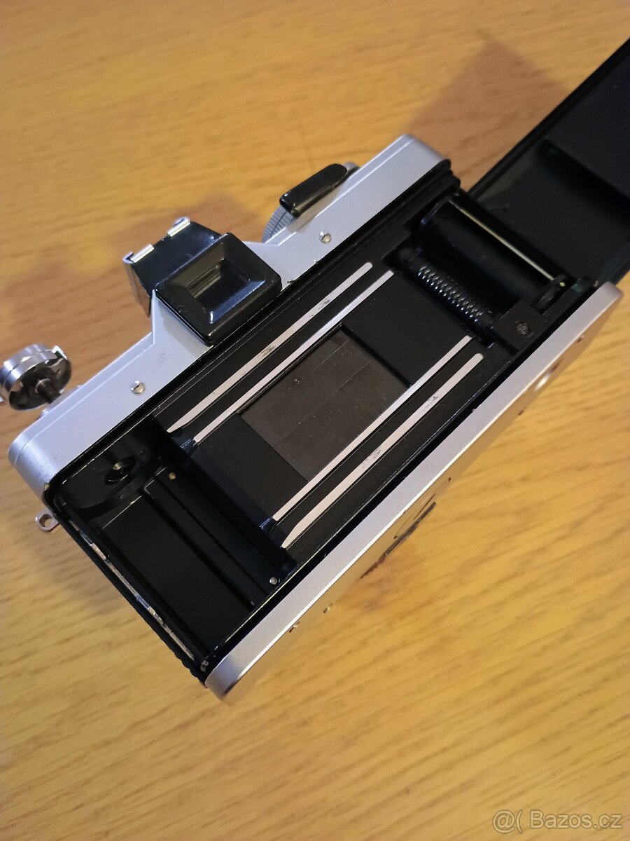 Praktica MTL 3 + Pentacon auto 1.8/50 - 11