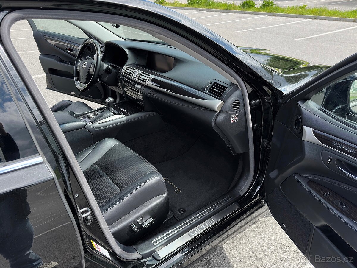 Lexus LS460 AWD, 2013, 165.000km - 11