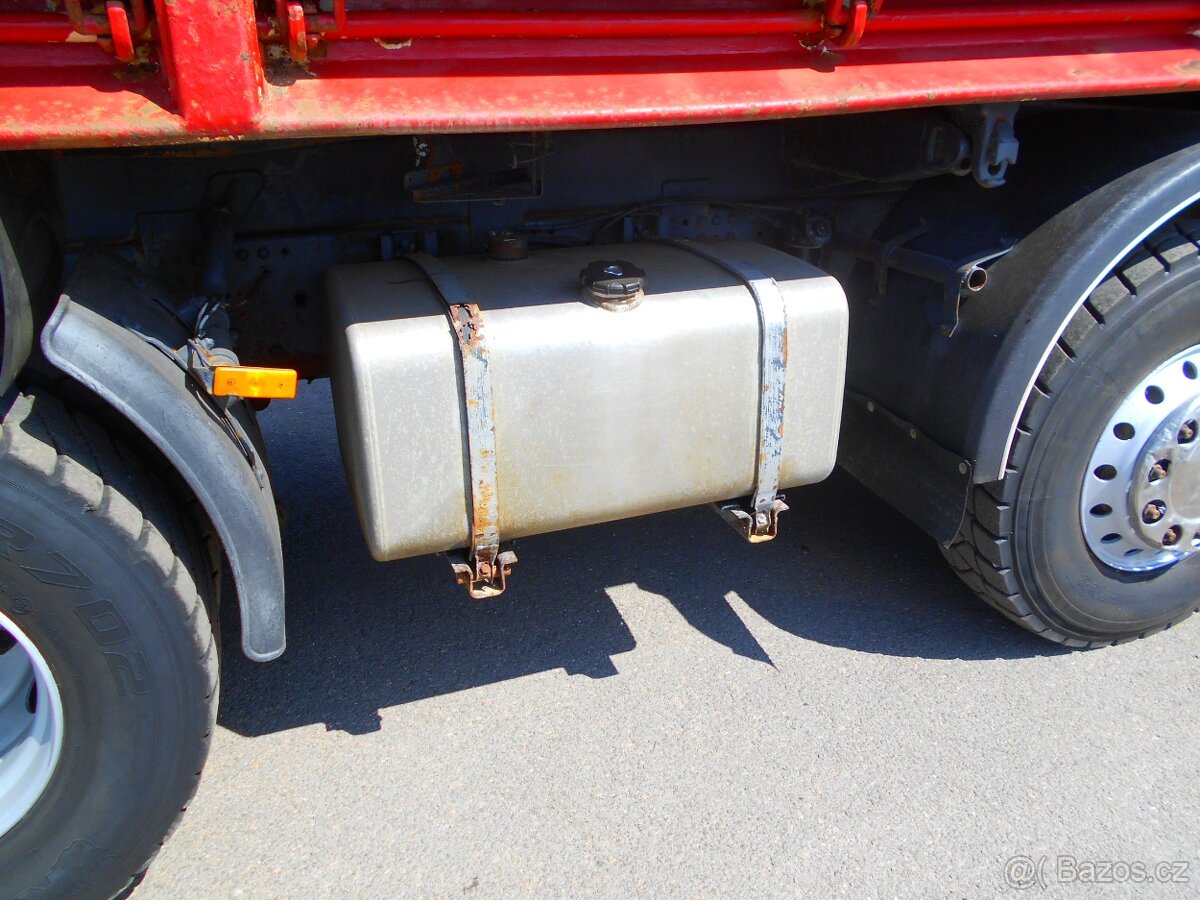 Sklápěčka IVECO MP340 E 37 H 8x4 - 11581 - 11