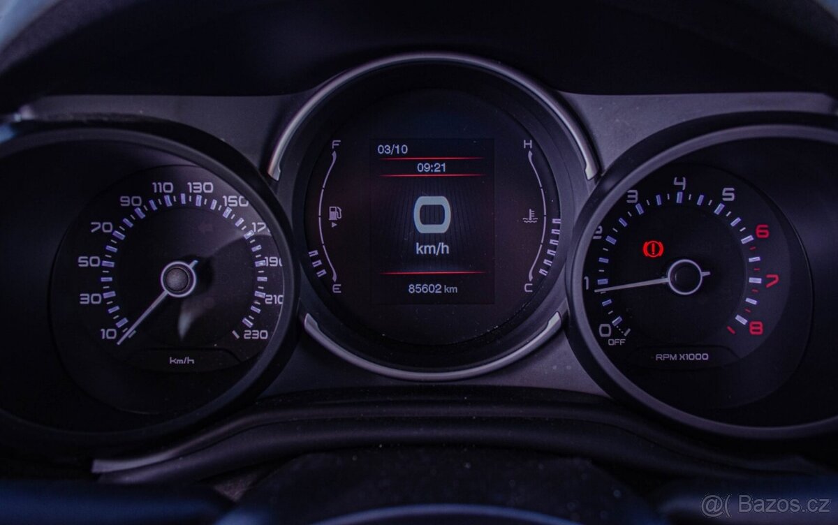 Fiat 500L Cross 1.6 LPG - 11