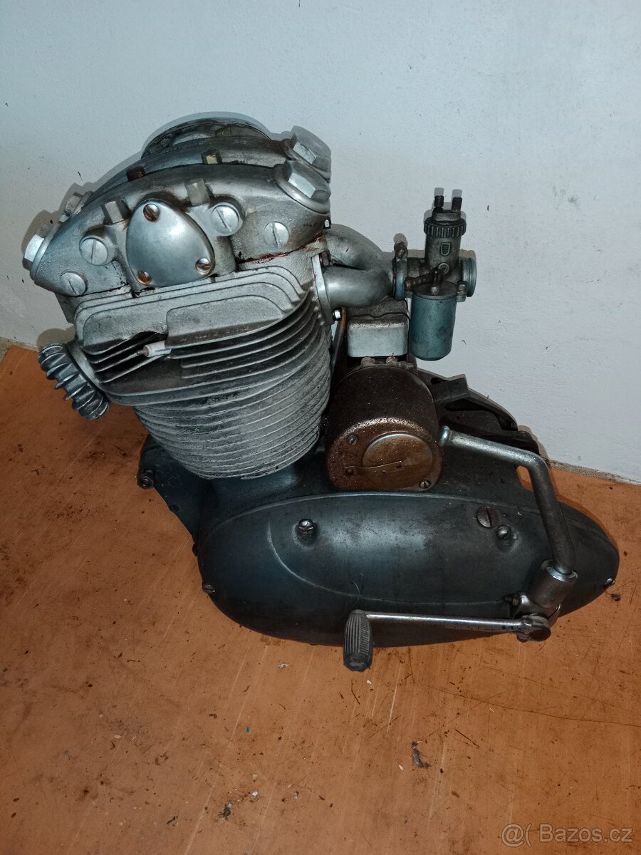 Motor Jawa 500 OHC - 11