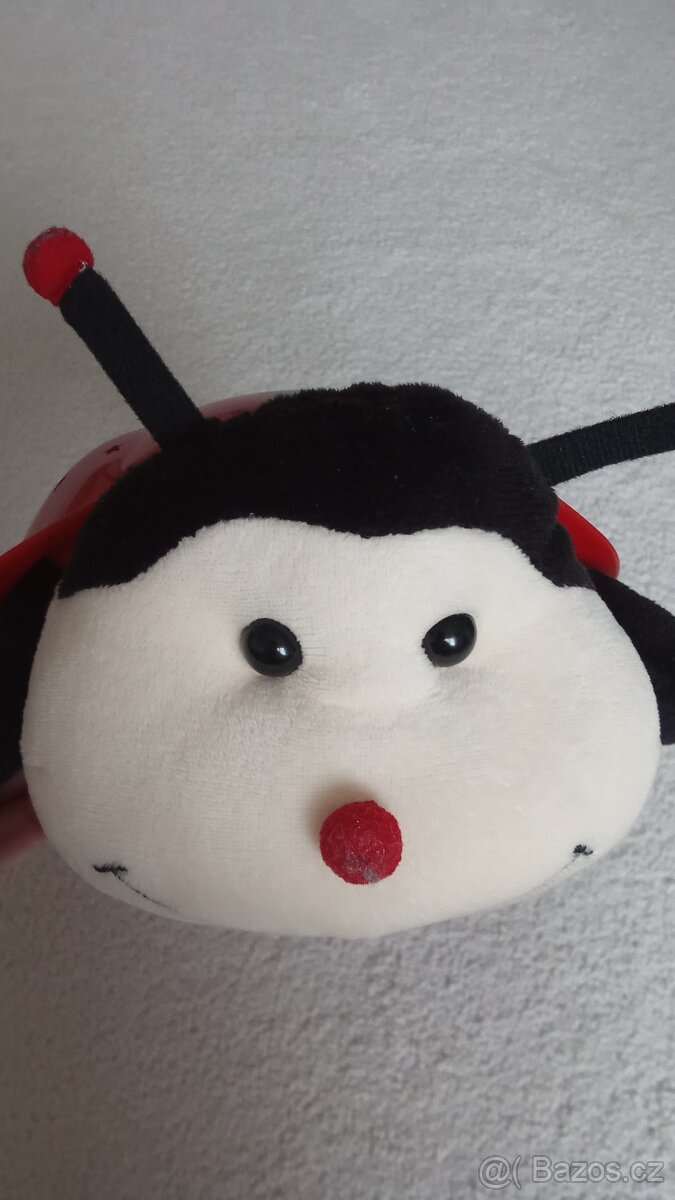 Prodám nafukovací sekeru, míč, košík, vaničku, čelenku .... - 11