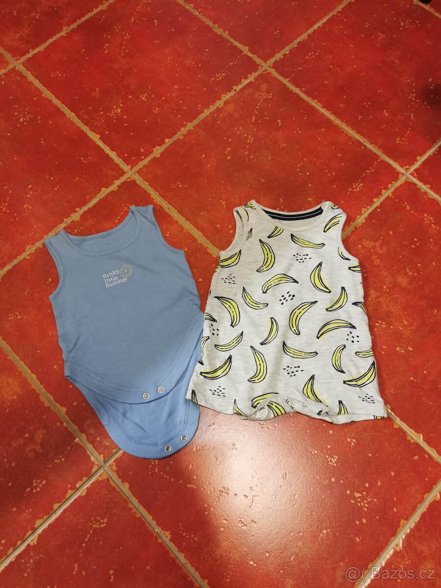 Kojenecké oblečení - trička, dupačky, polodupačky, svetříky - 11